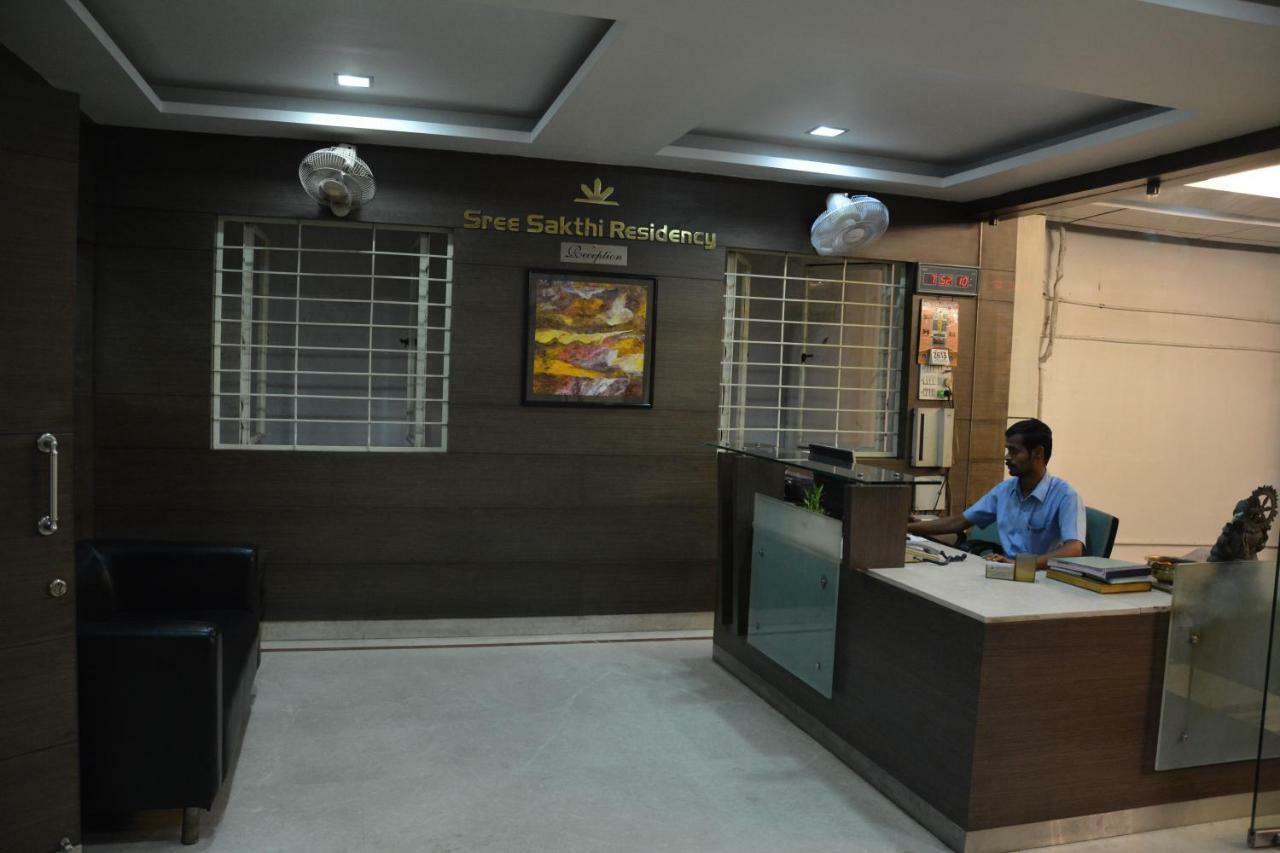 Sree Sakthi Residency Hotel Канчипурам Екстериор снимка